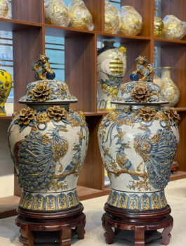 Choé Bát Tràng men lam khử vẽ Chim Công